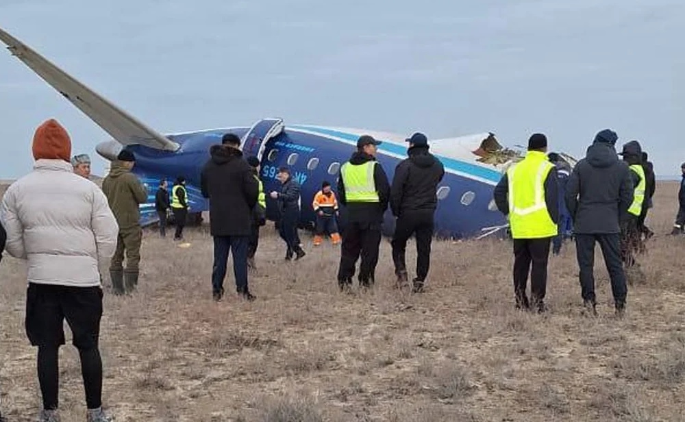 Падение самолета близ Актау: в больницы доставлены 18 человек