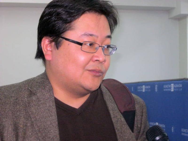 Мы подаём в отставку — премьер Смаилов