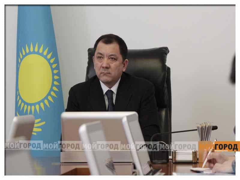 В Актобе в багажнике Mercedes полицейские нашли 12 килограммов марихуаны