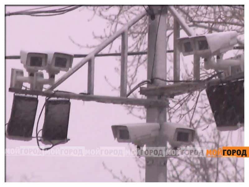 «КамАЗ» столкнулся с автобусом в Уральске: врачи рассказали о состоянии пострадавших