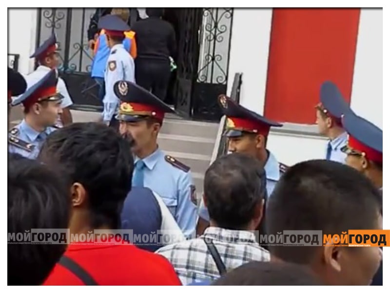 Пять лет лишения свободы грозит полицейскому чиновнику в Уральске за взятку