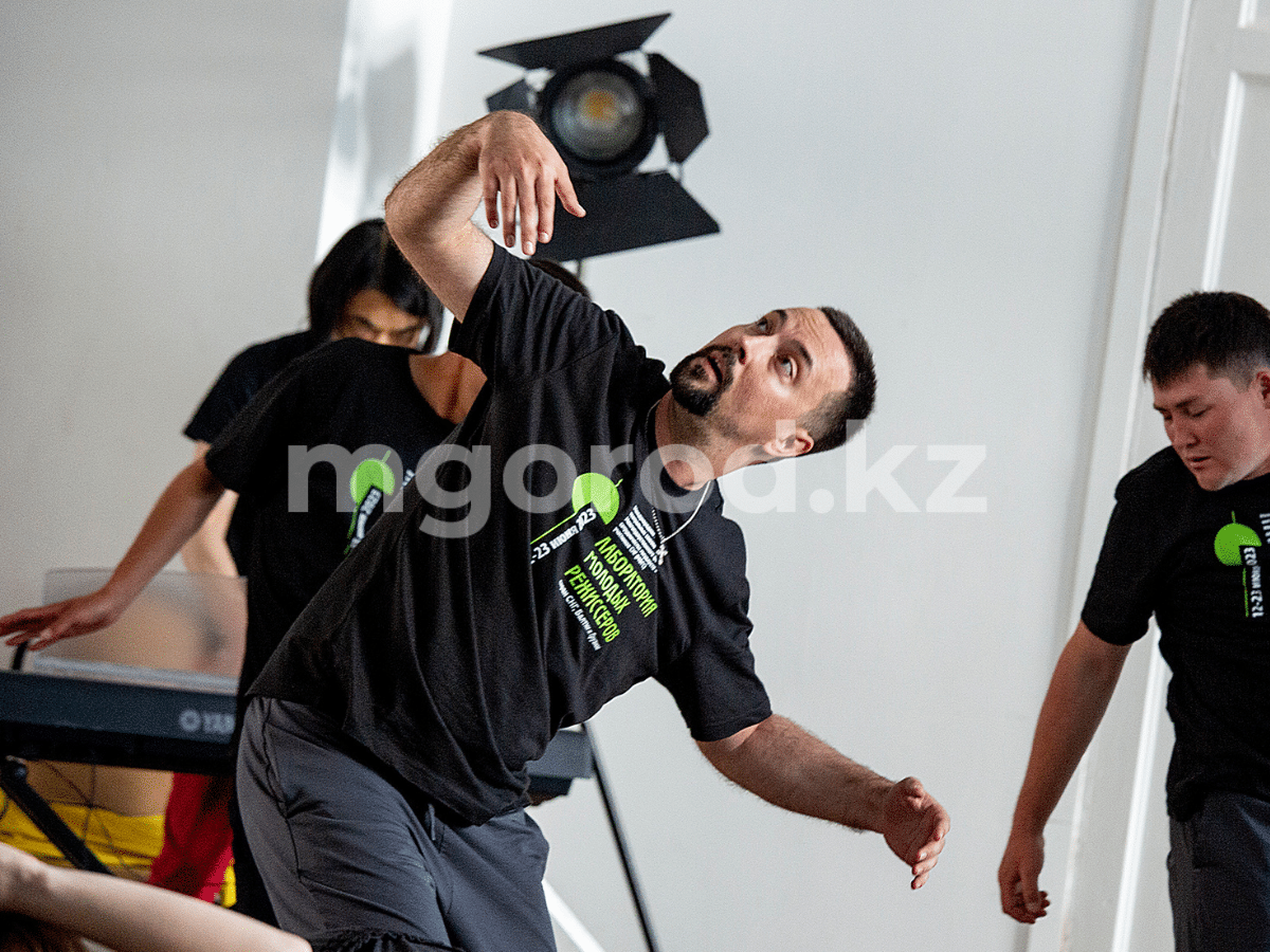 Актёр из Уральска стал участником международного фестиваля