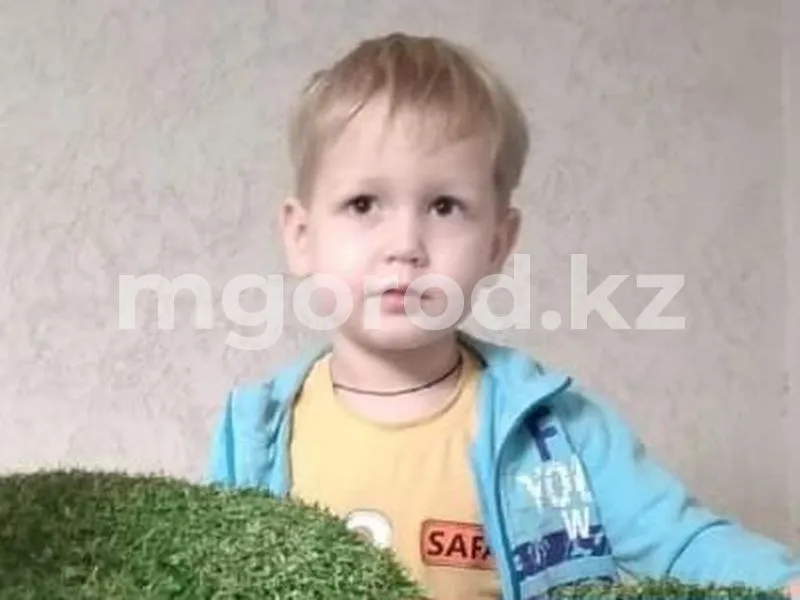 «Появились результаты»: ребёнку из Уральска не хватает денег на реабилитацию