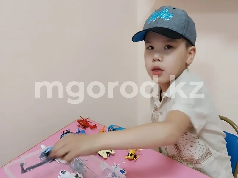 Особенному мальчику из Уральска нужны деньги на лечение