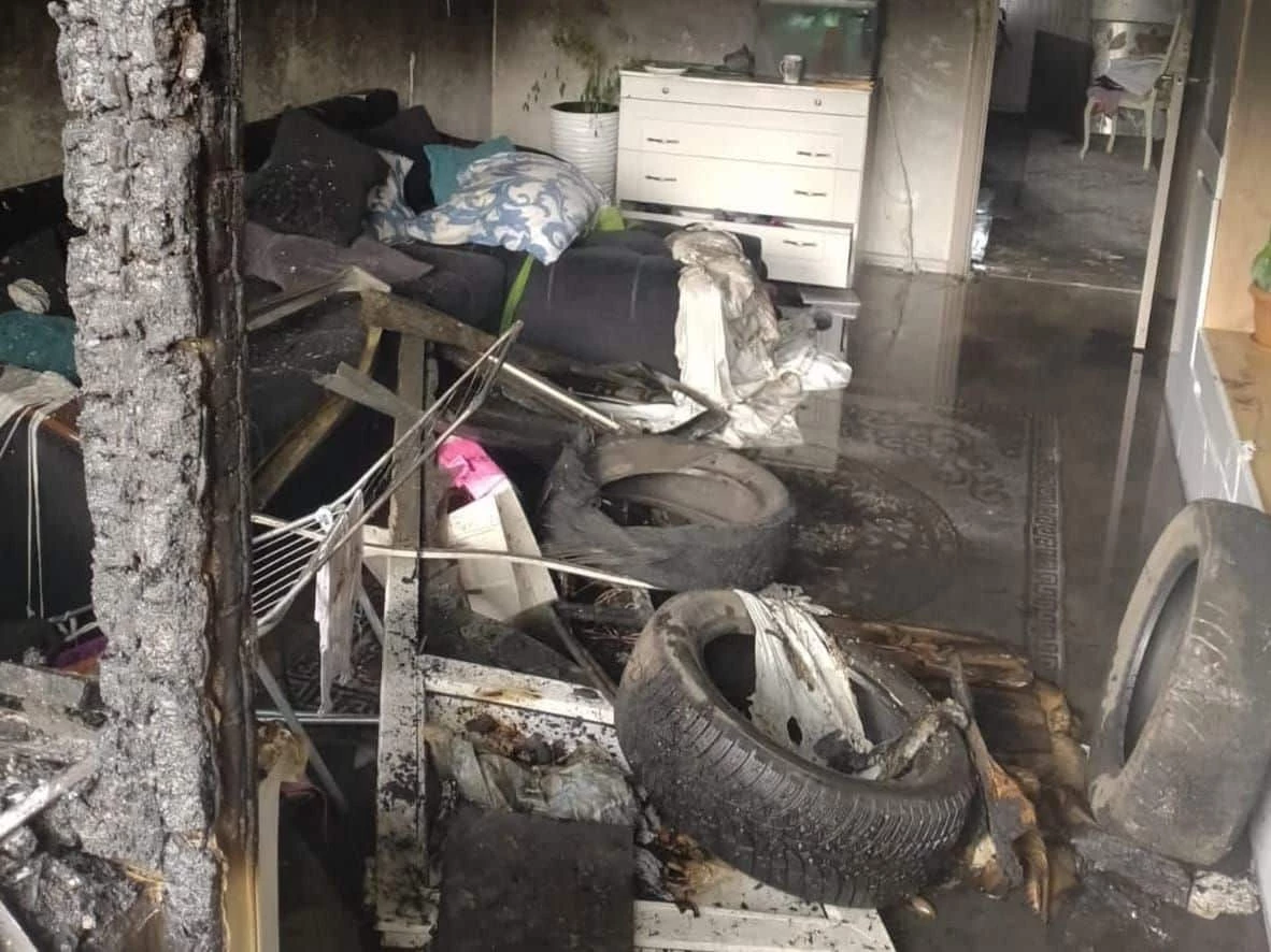 Пожар произошёл в многоэтажке в Аксае