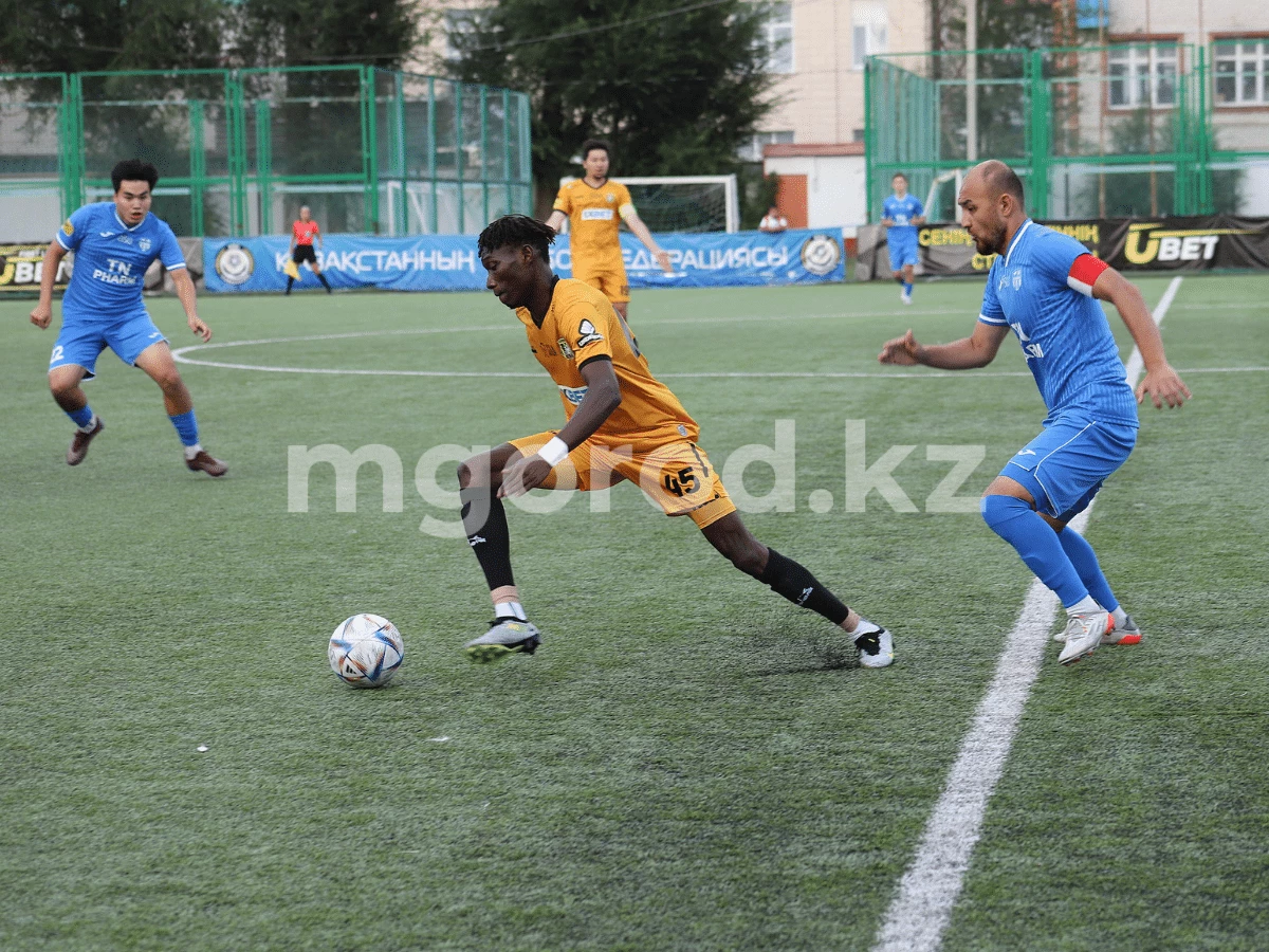 Необычную акцию провёл уральский футбольный клуб