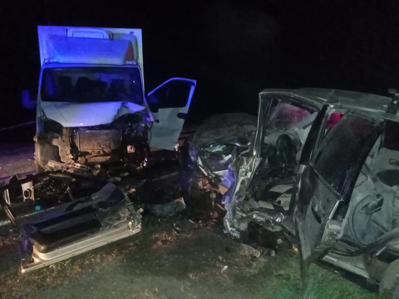 Тела двух погибших извлекли спасатели из искорёженного авто в ЗКО