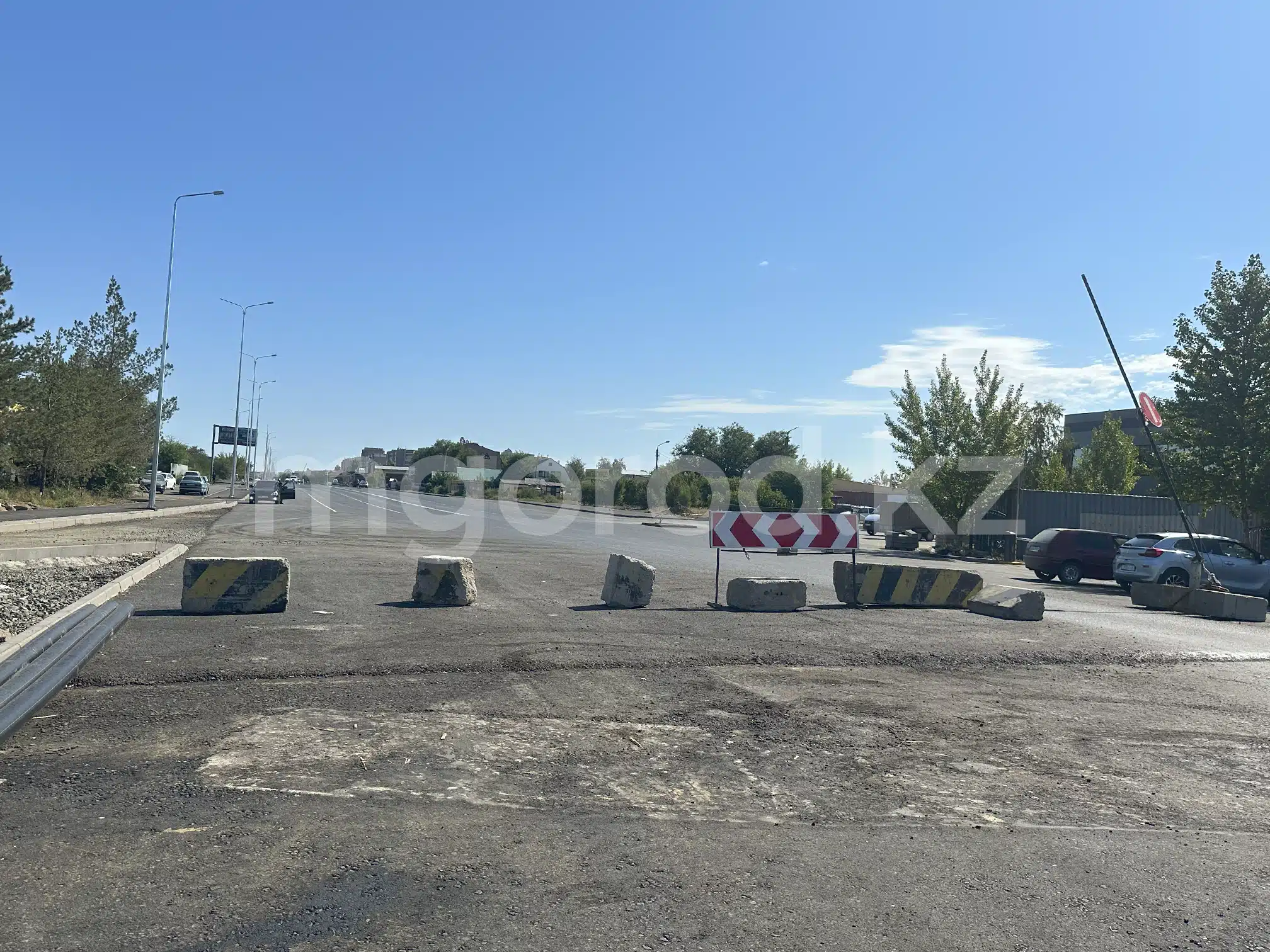 Участок улицы Шолохова в Уральске откроют после установки освещения