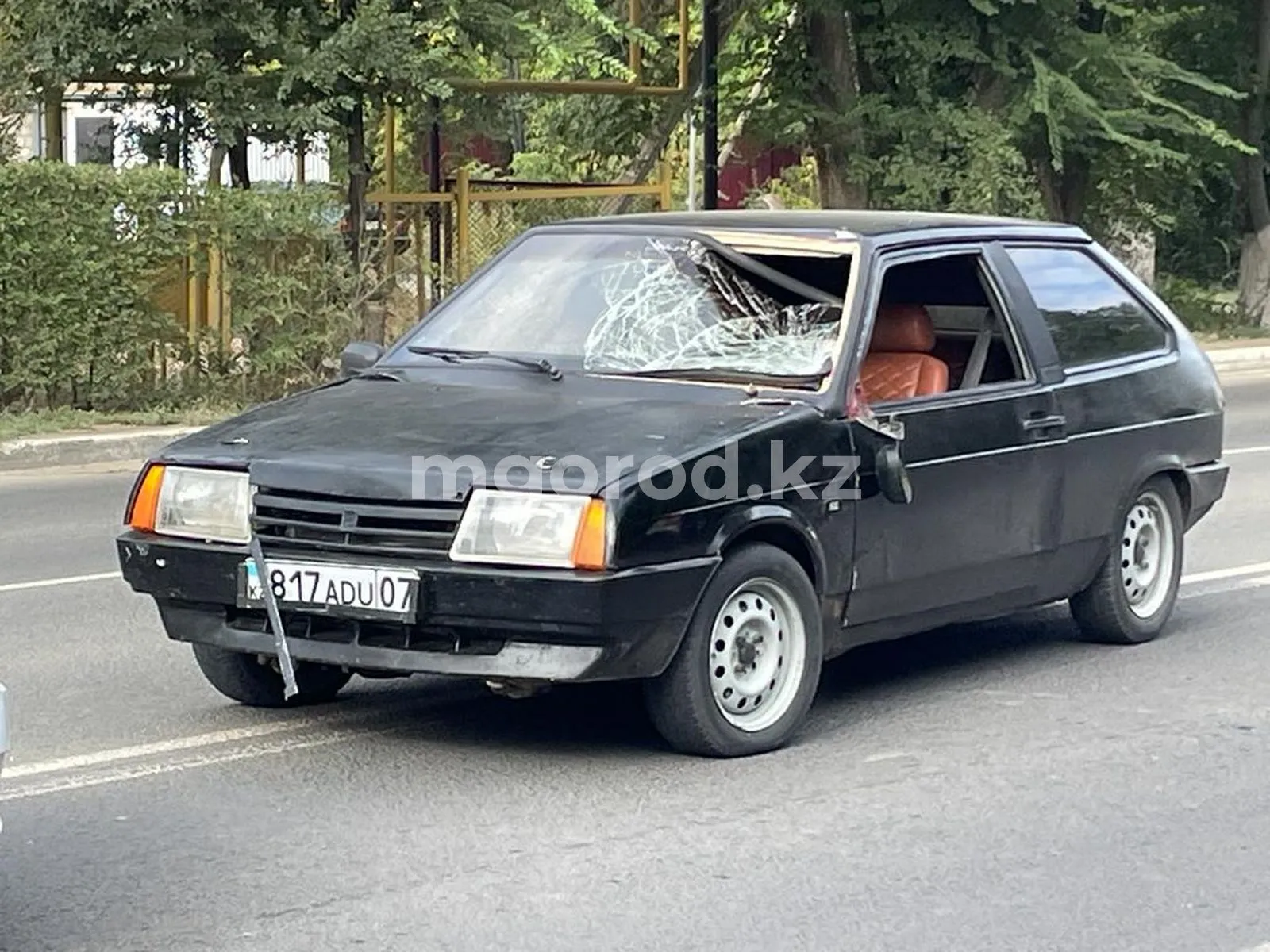 Мужчину сбили на пешеходном переходе в Уральске
