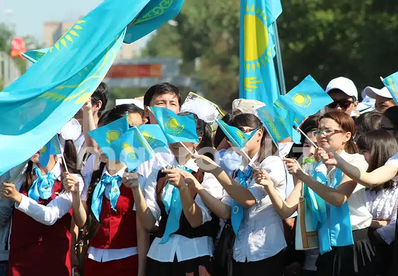 Как казахстанцы отдохнут в октябре 2023 года