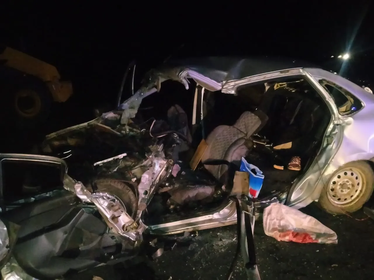 Четыре дорожника погибли в ДТП на западе Казахстана