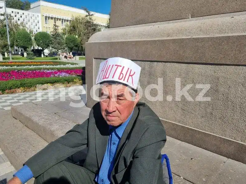 Уралец Бекбулат Утебаев продолжает голодовку