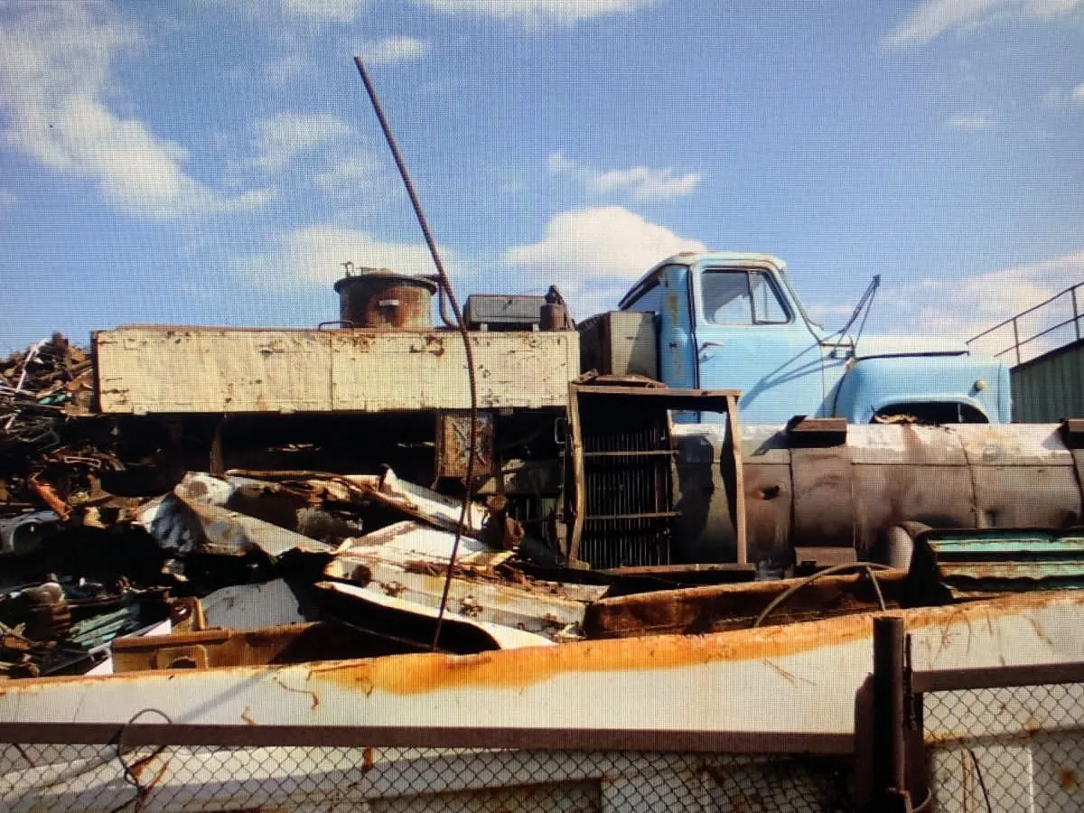 Актюбинец сдал чужой бензовоз на металлолом