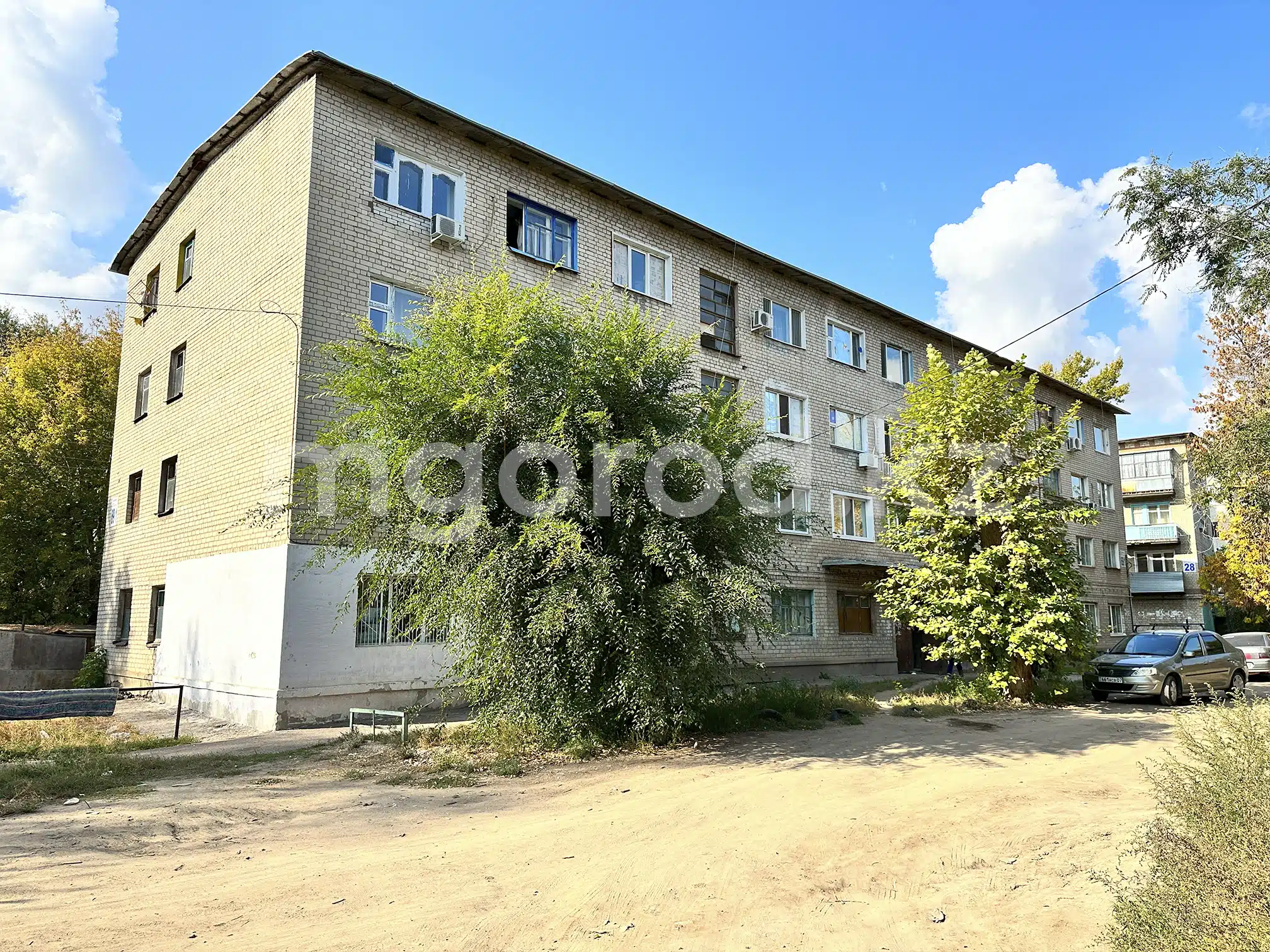 Как выглядит общежитие для заводских тружеников Уральска