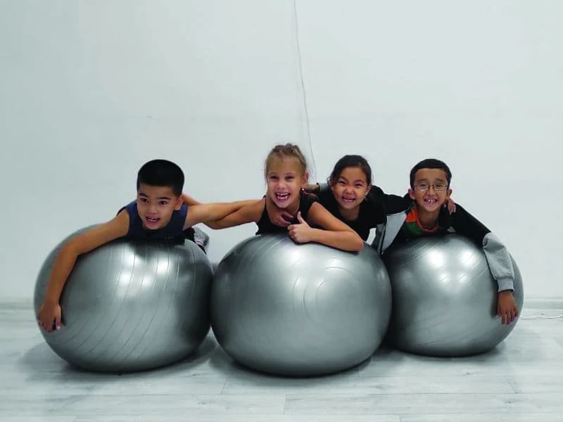 Инклюзивную студию танцев открыли в Уральске