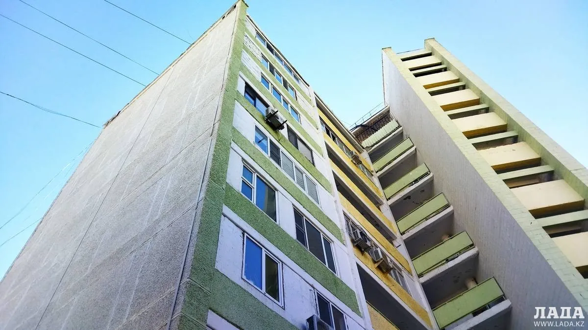 Двое детей погибли после травли клопов в Актау: ещё один ребёнок с матерью в реанимации