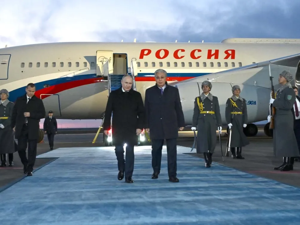 Владимир Путин прилетел в Астану