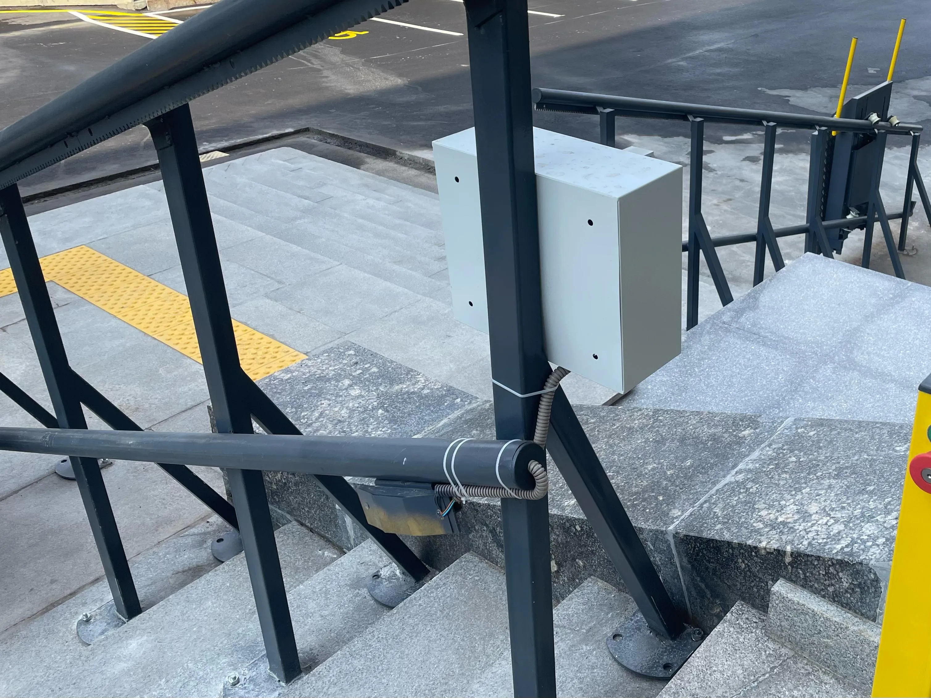 13 банков оштрафовали в Алматы