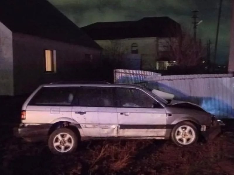 Иностранцы попали в ДТП на угнанном авто в Уральске