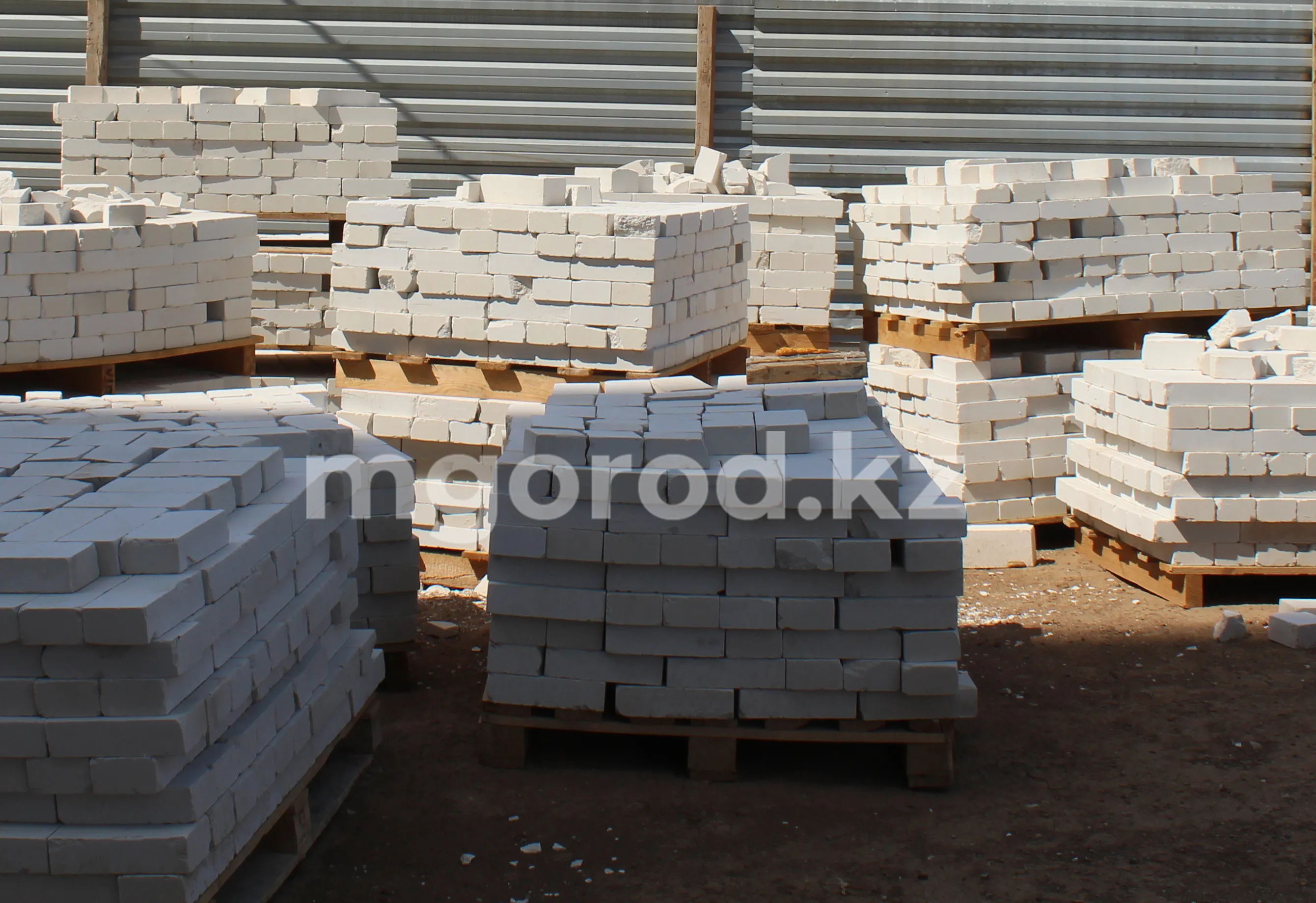 Застройщики незаконно привлекали деньги дольщиков в Уральске