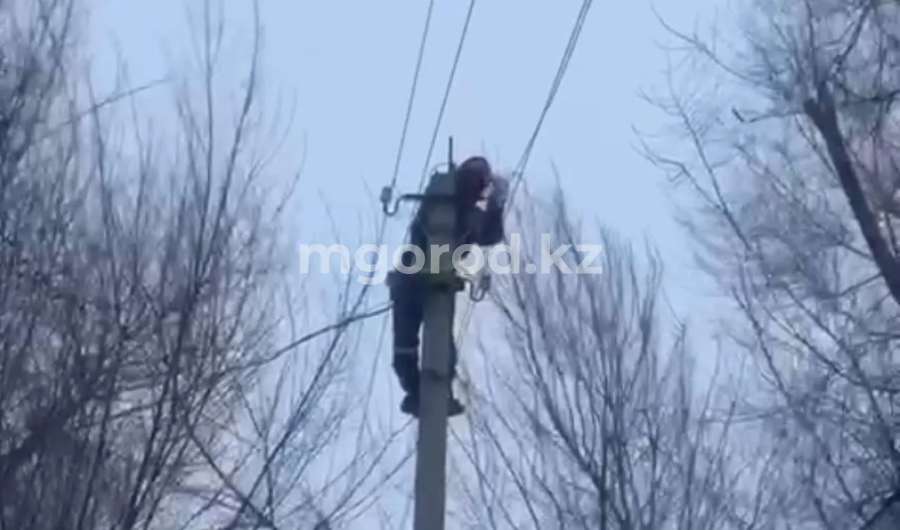 Вторые сутки часть Аксая остается без электричества и газа