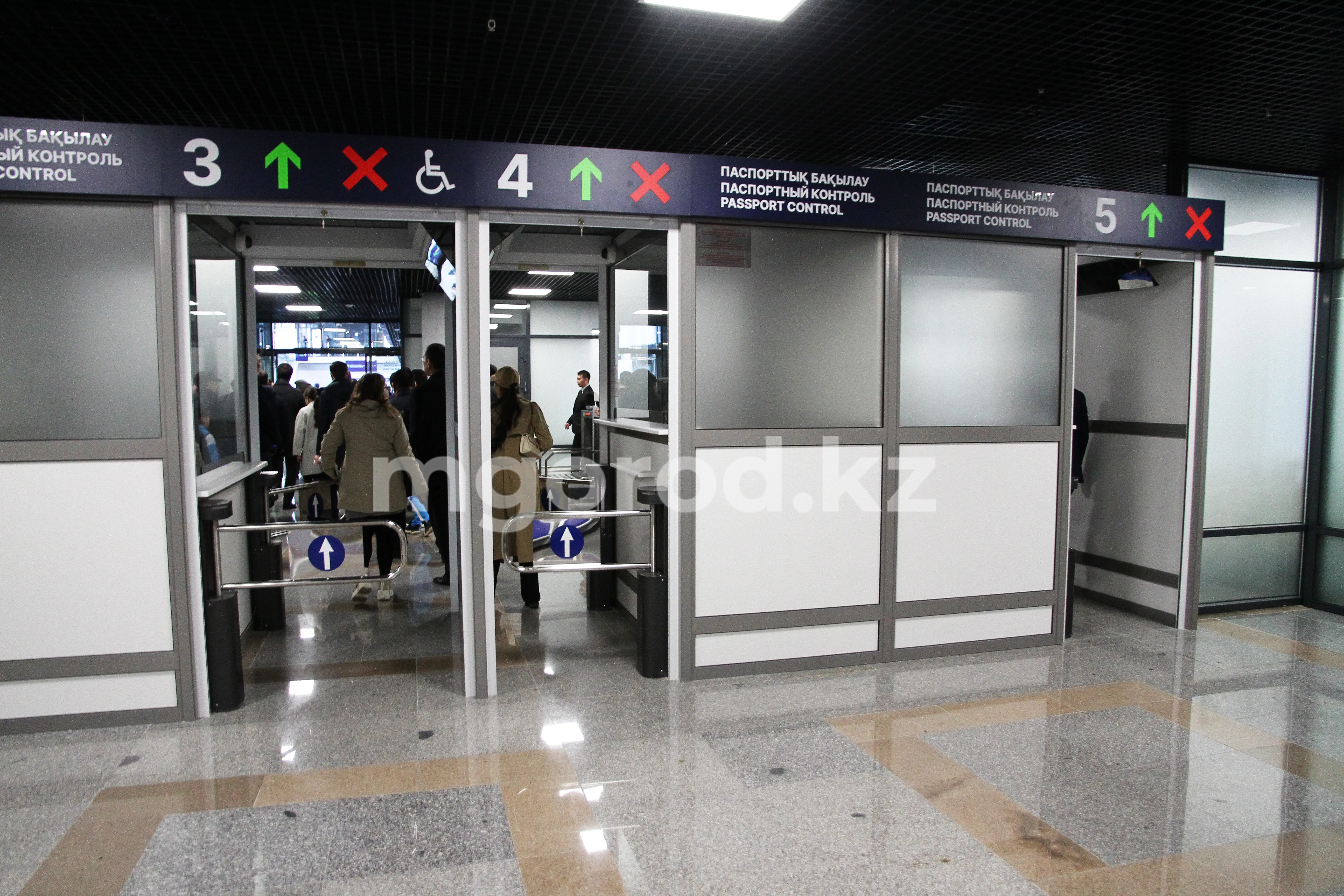 Что изменилось в аэропорту Уральска после обращений депутатов