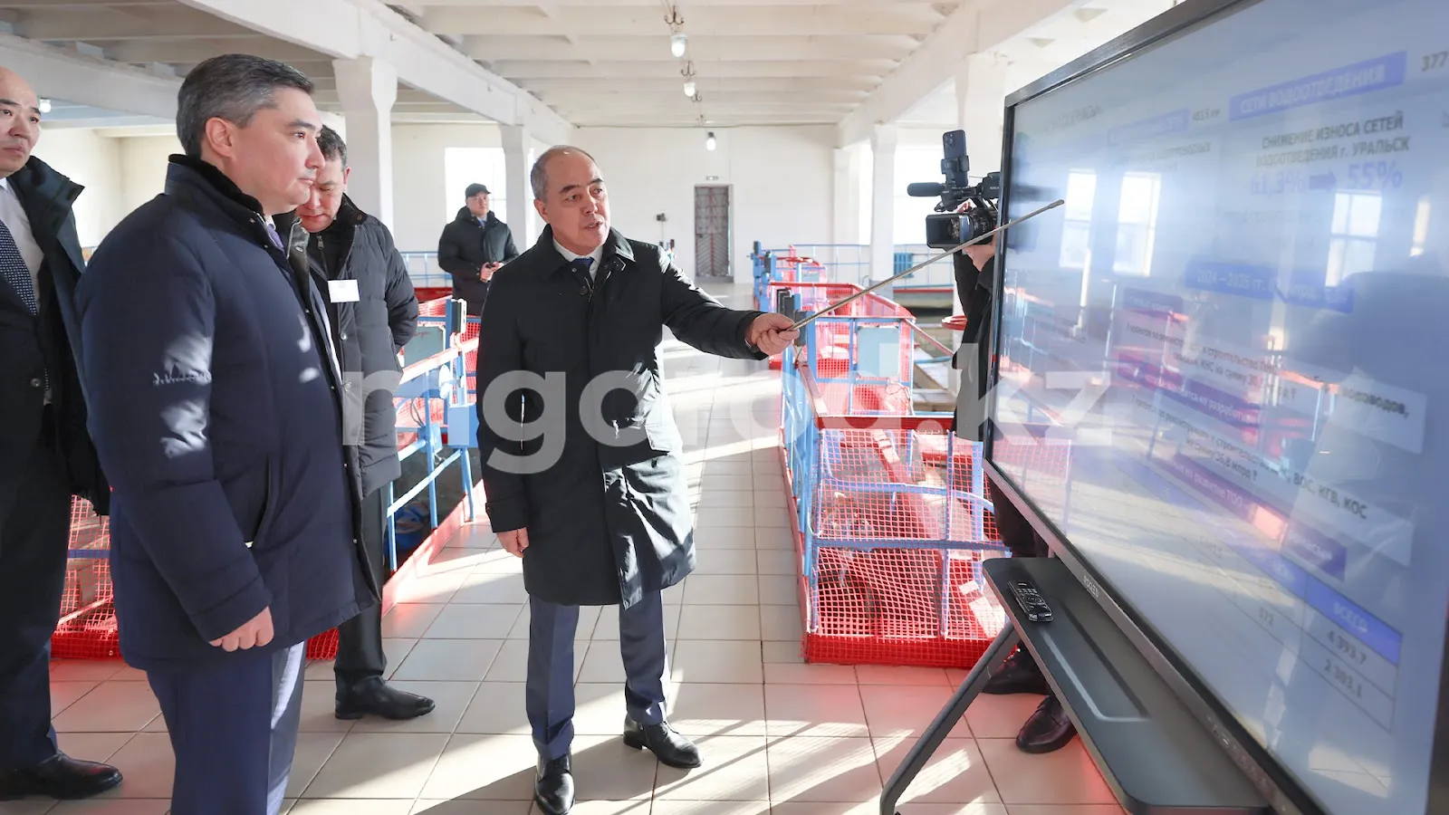 Премьер-министру показали уральскую ТЭЦ