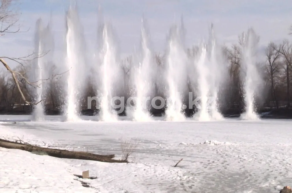 На реках ЗКО будут взрывать лёд