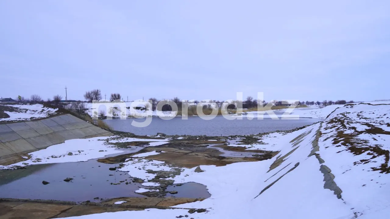 В ЗКО усиливают противопаводковую работу