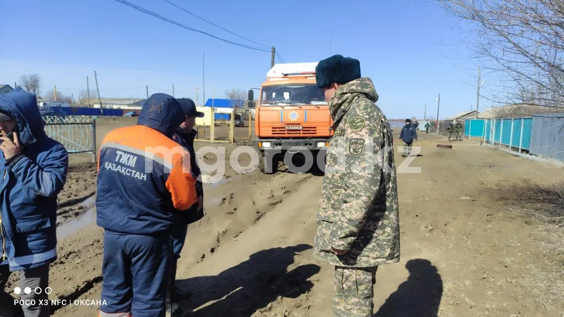 Более шести тысяч человек эвакуировали во время паводка в ЗКО