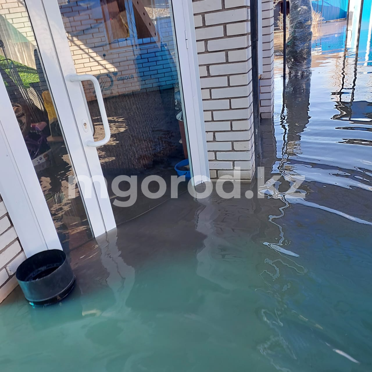 В ЗКО пострадавшие от паводков могут подавать заявление на ущерб через смартфон