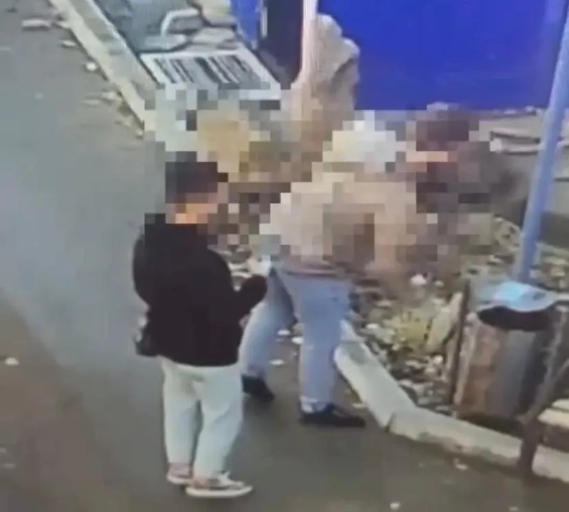 За расклейку рекламы наркотиков задержали братьев в ЗКО