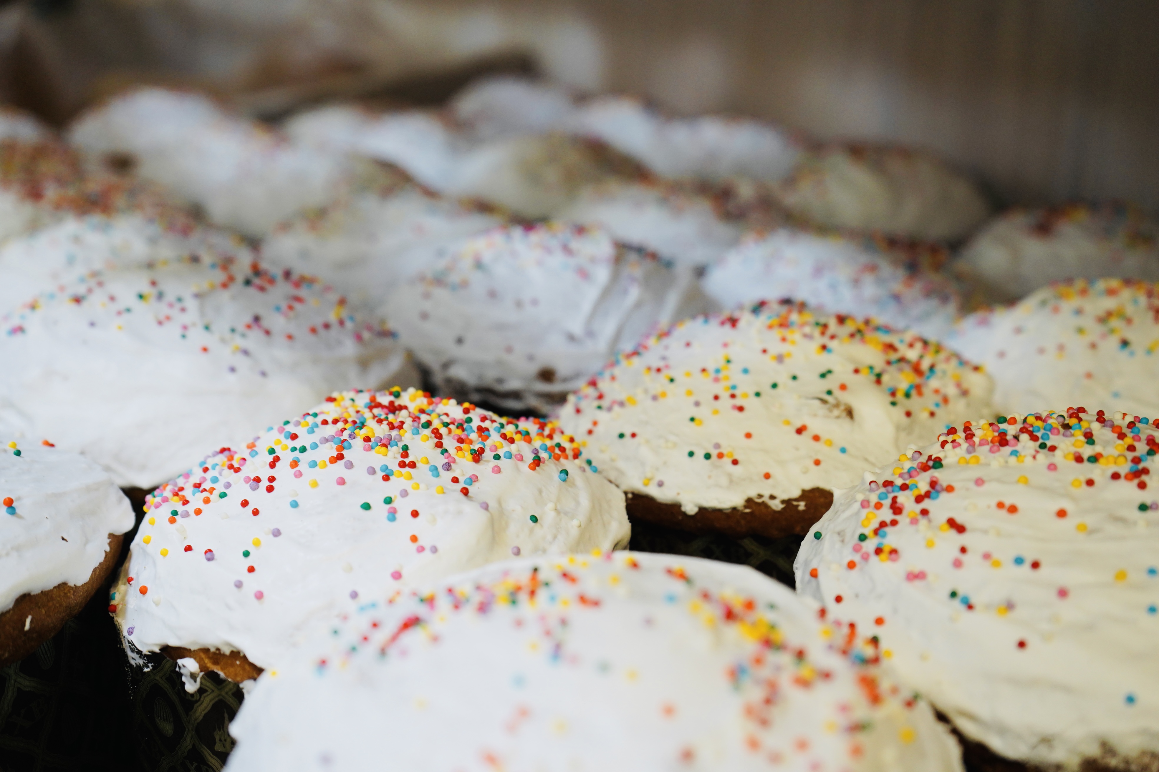 Загадка месяца: почему исчезают куличи с прилавков &quot;Желаев нан&quot;