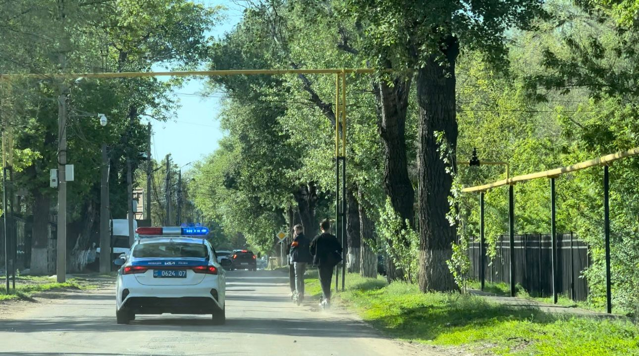 С водителями самокатов ЗКО ведутся профилактические беседы