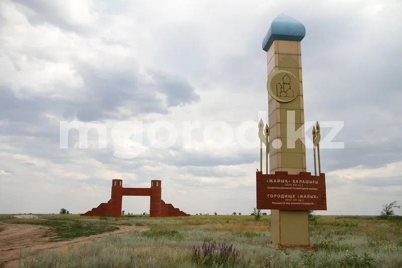 Неухоженность территорий и отсутствие элементарных санитарных удобств - Олжас Бектенов о туризме в Казахстане