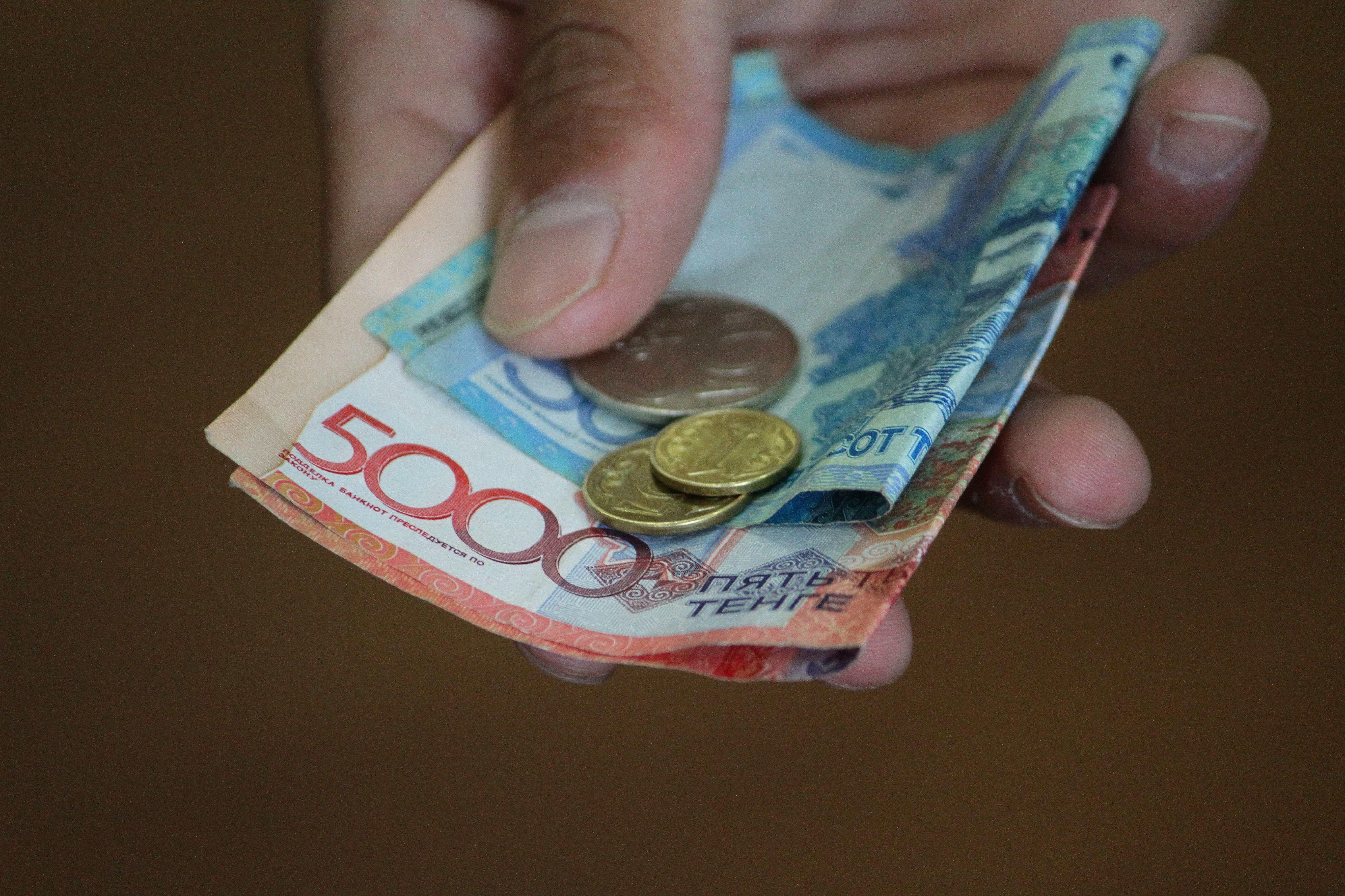 850 человек получили материальную помощь в районе ЗКО