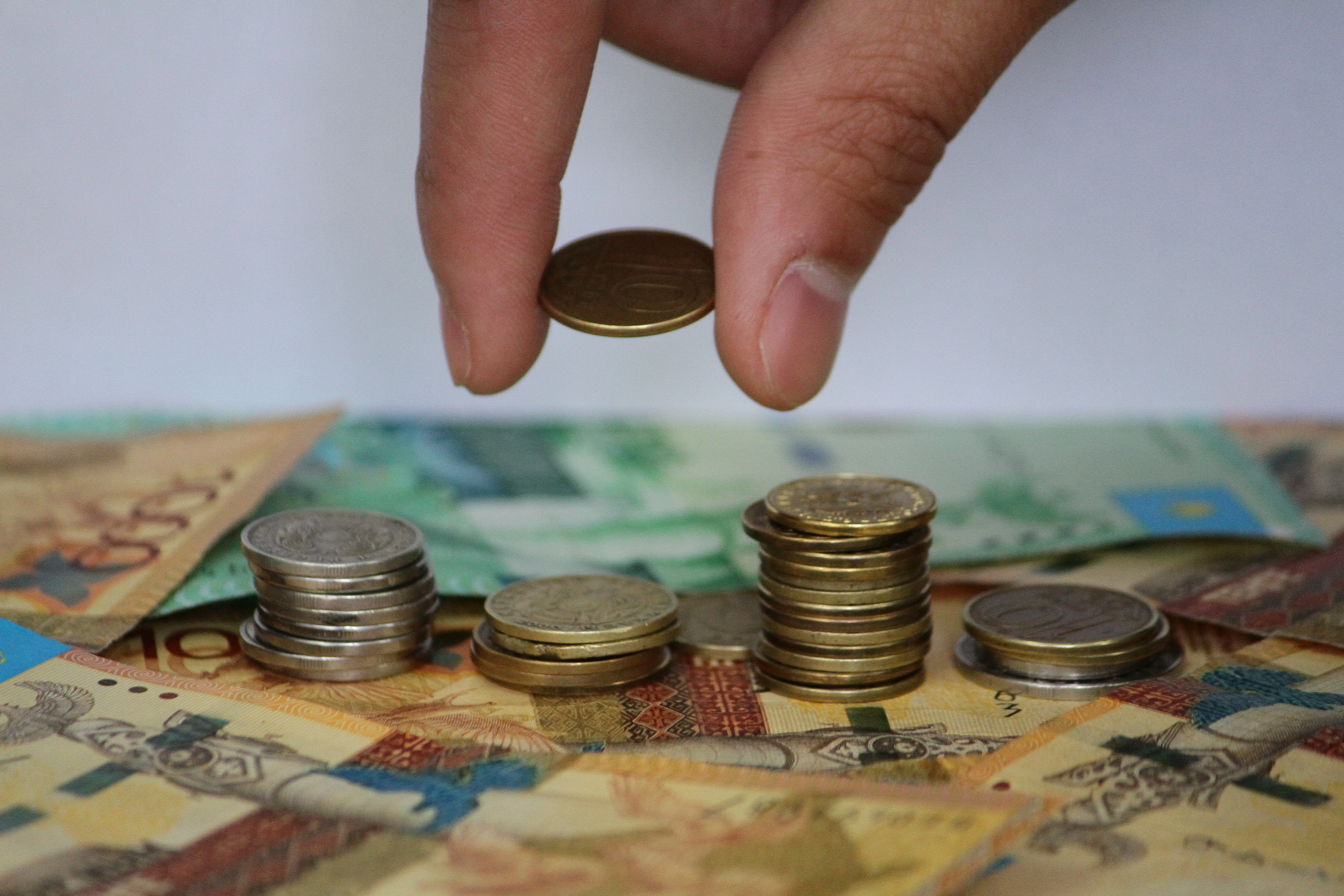 Базовую ставку до 18% повысил Национальный банк Казахстана