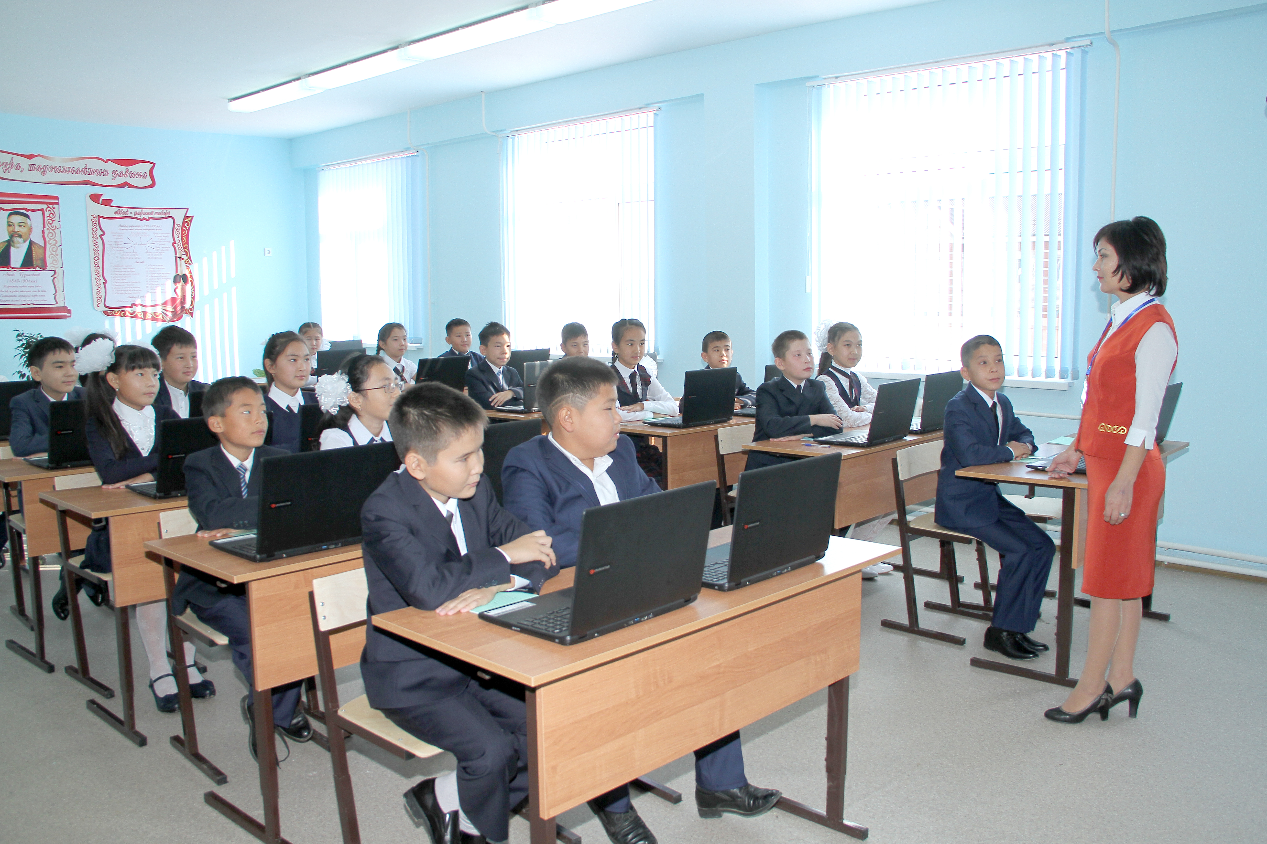 Отстранять от уроков будут казахстанских школьников с признаками ОРВИ, гриппа и COVID-19