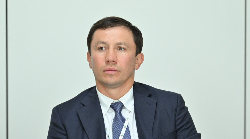 Геннадий Головкин поздравил хоккеистов из Казахстана с &quot;золотом&quot; на Азиаде