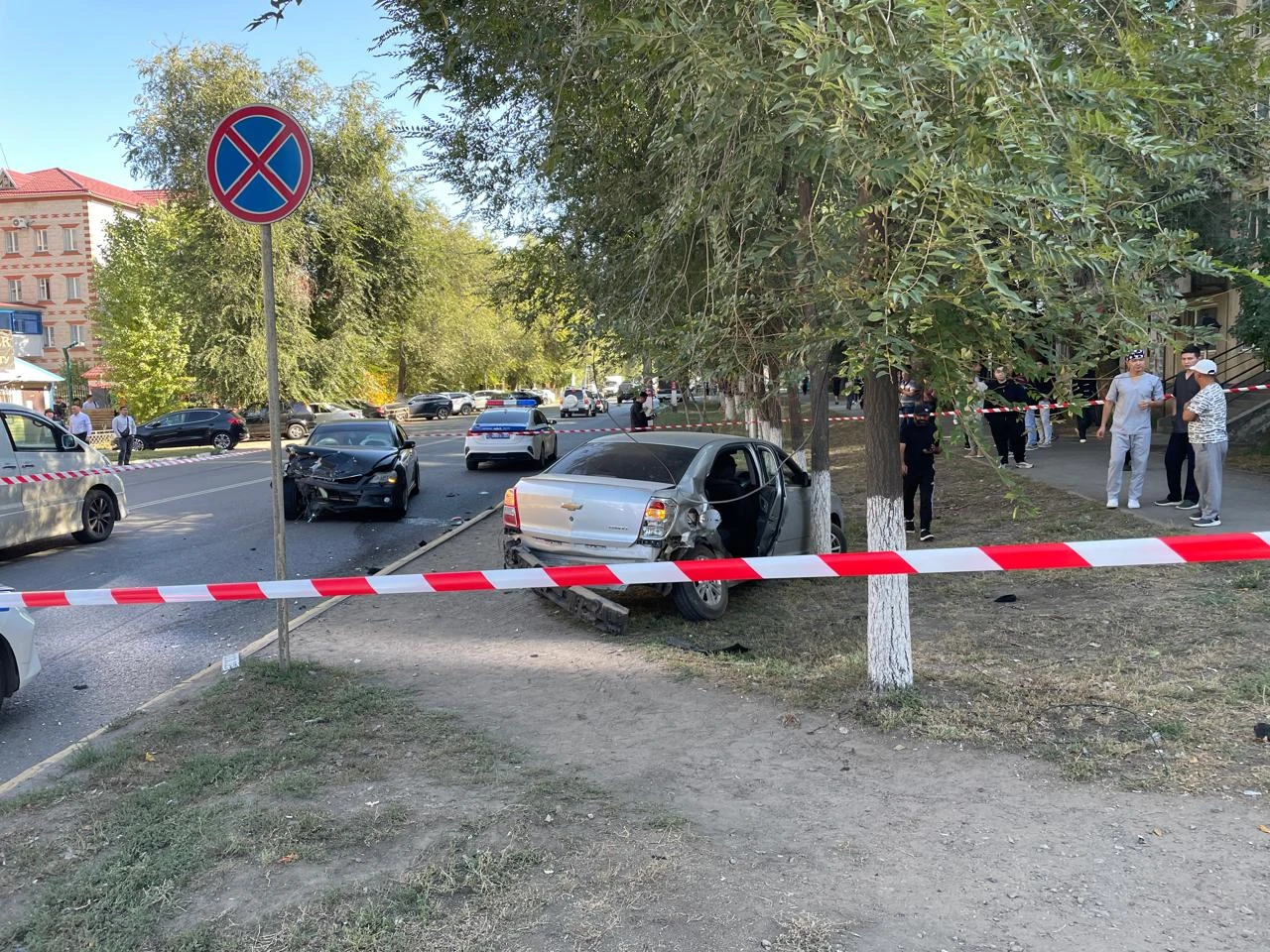 Две иномарки столкнулись в центре Уральска: пострадавшая скончалась в больнице