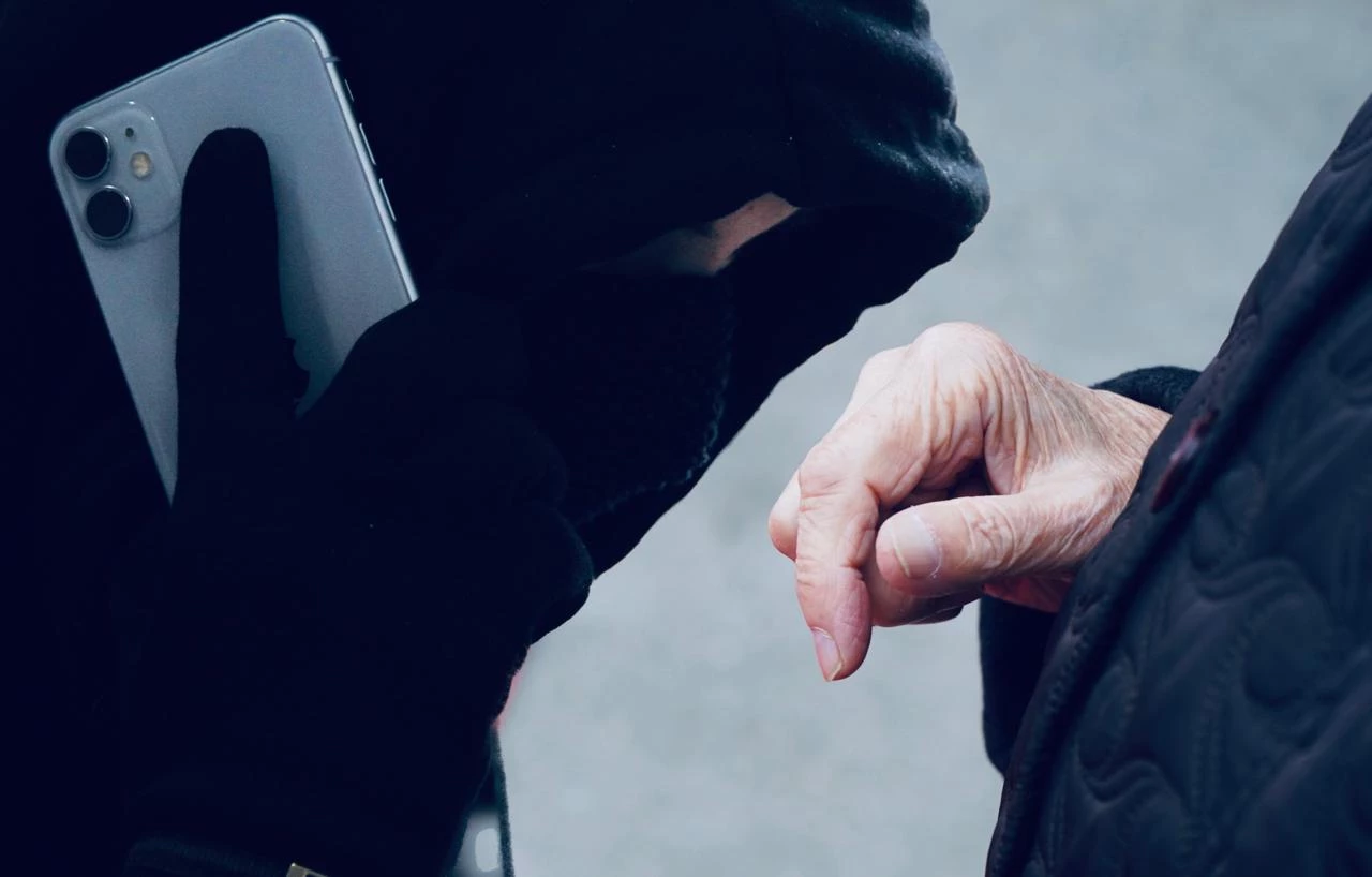 Россия, Украина и страны Европы: откуда звонят мошенники жителям ЗКО