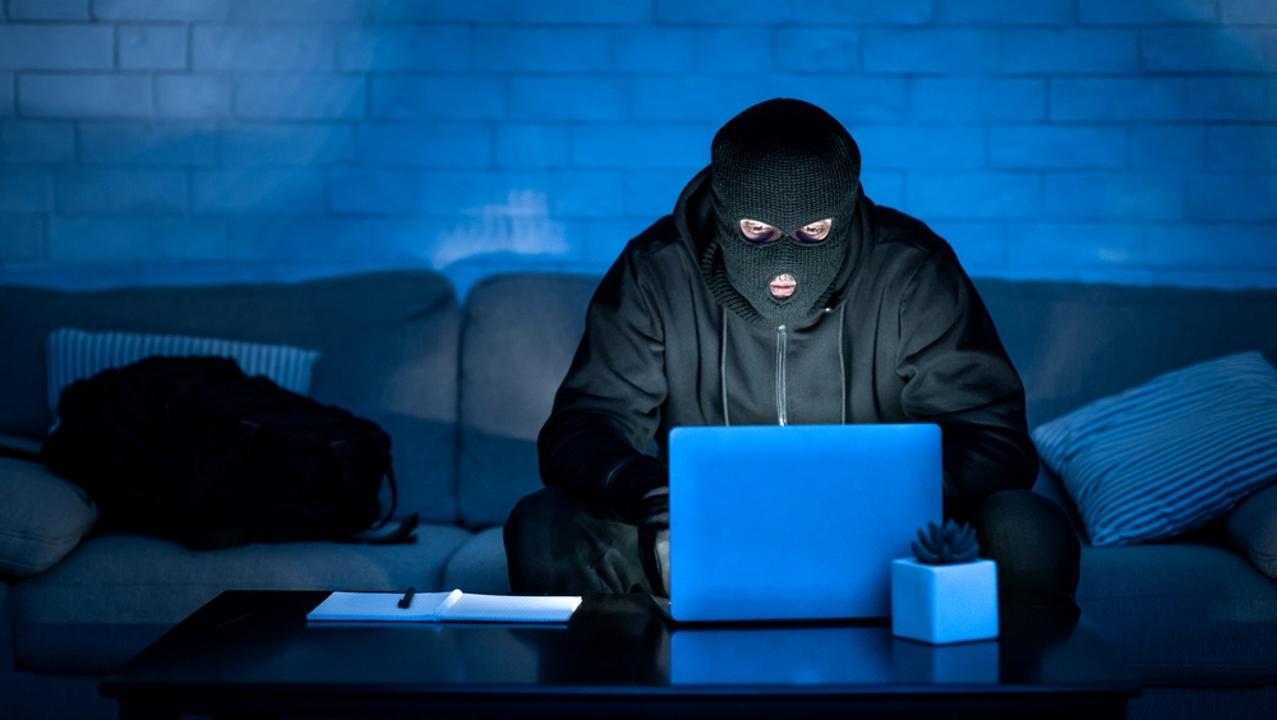 Актюбинского пенсионера дважды обманули мошенники