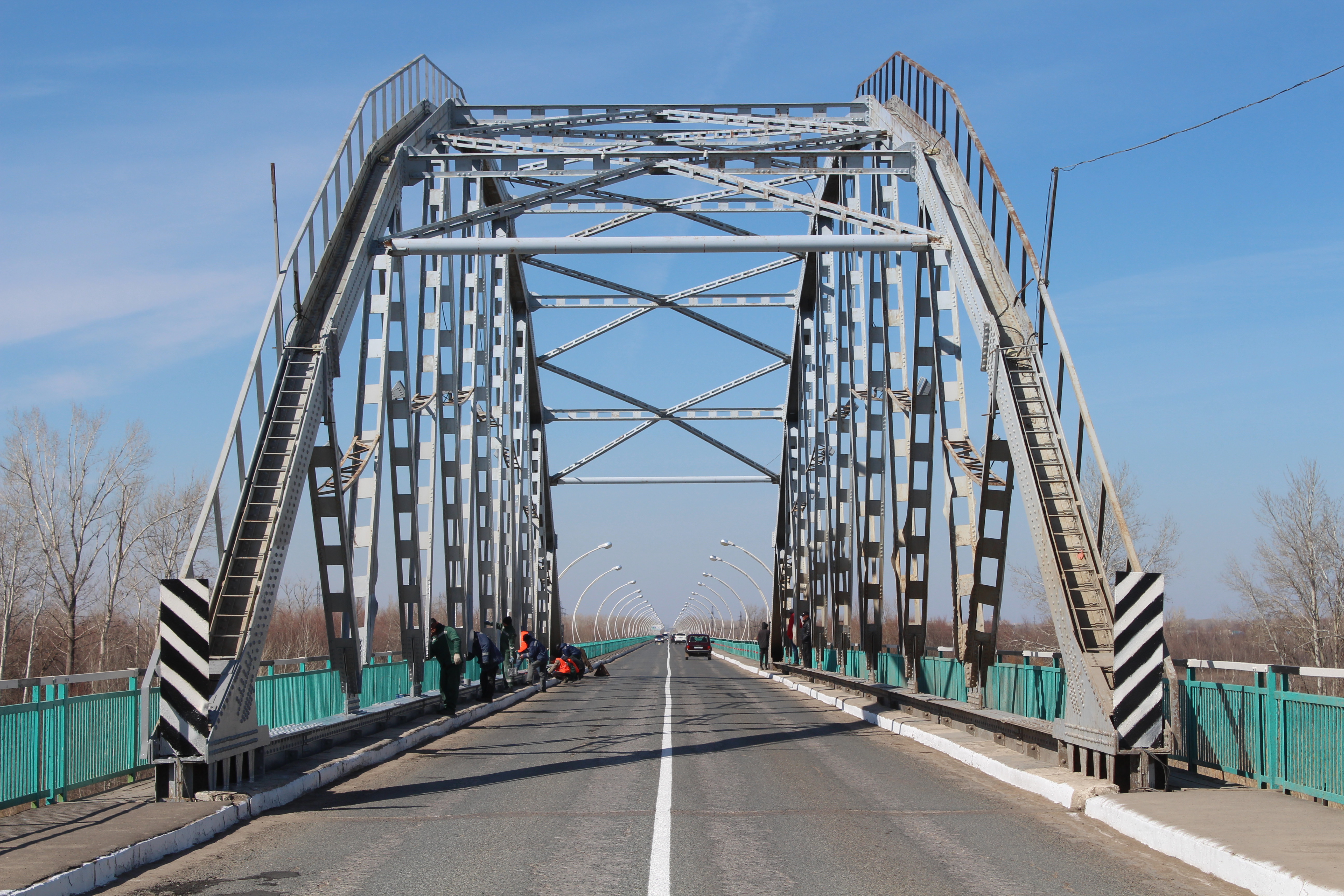 Мост через реку Урал закроют из-за ремонта