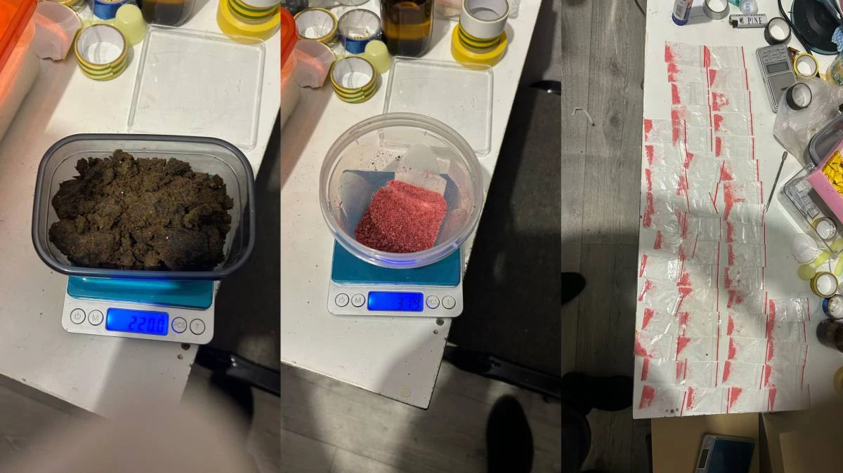 В Уральске задержали двух девушек с крупной партией наркотиков