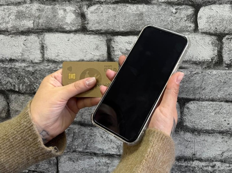 В Казахстане запустят переводы между банками по номеру телефона