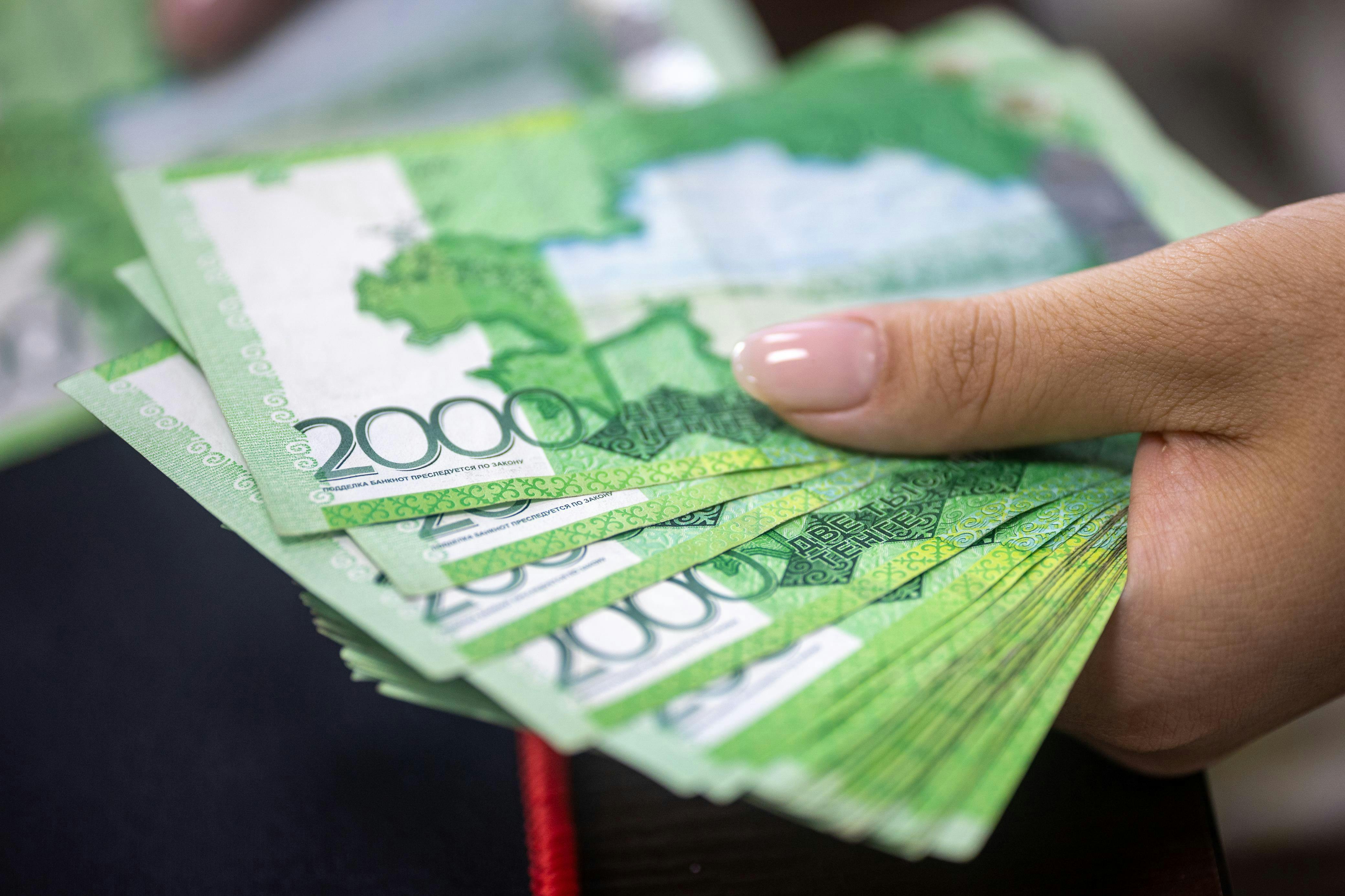 Свыше 12 млрд тенге спецпособий за 2025 год получили ветераны