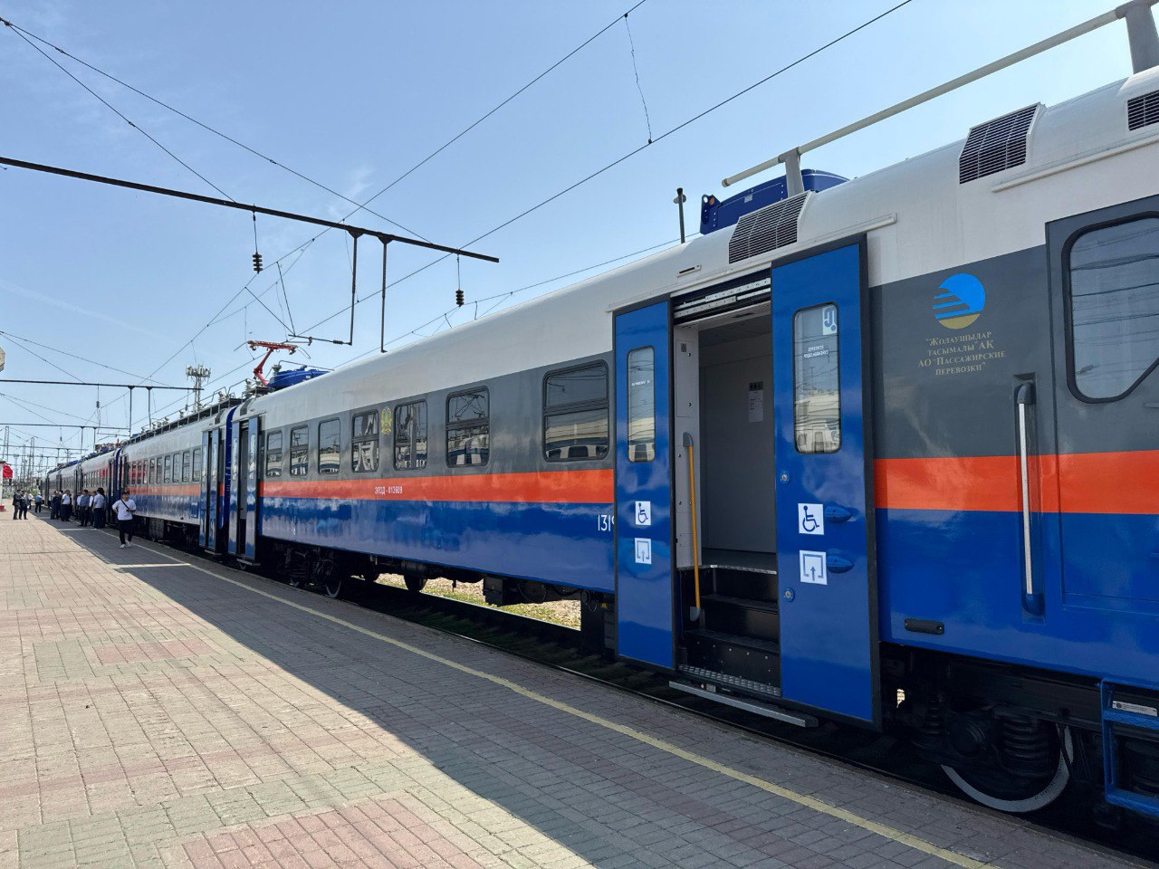 Казахстанцам рассказали, что делать, если поезд уехал без них