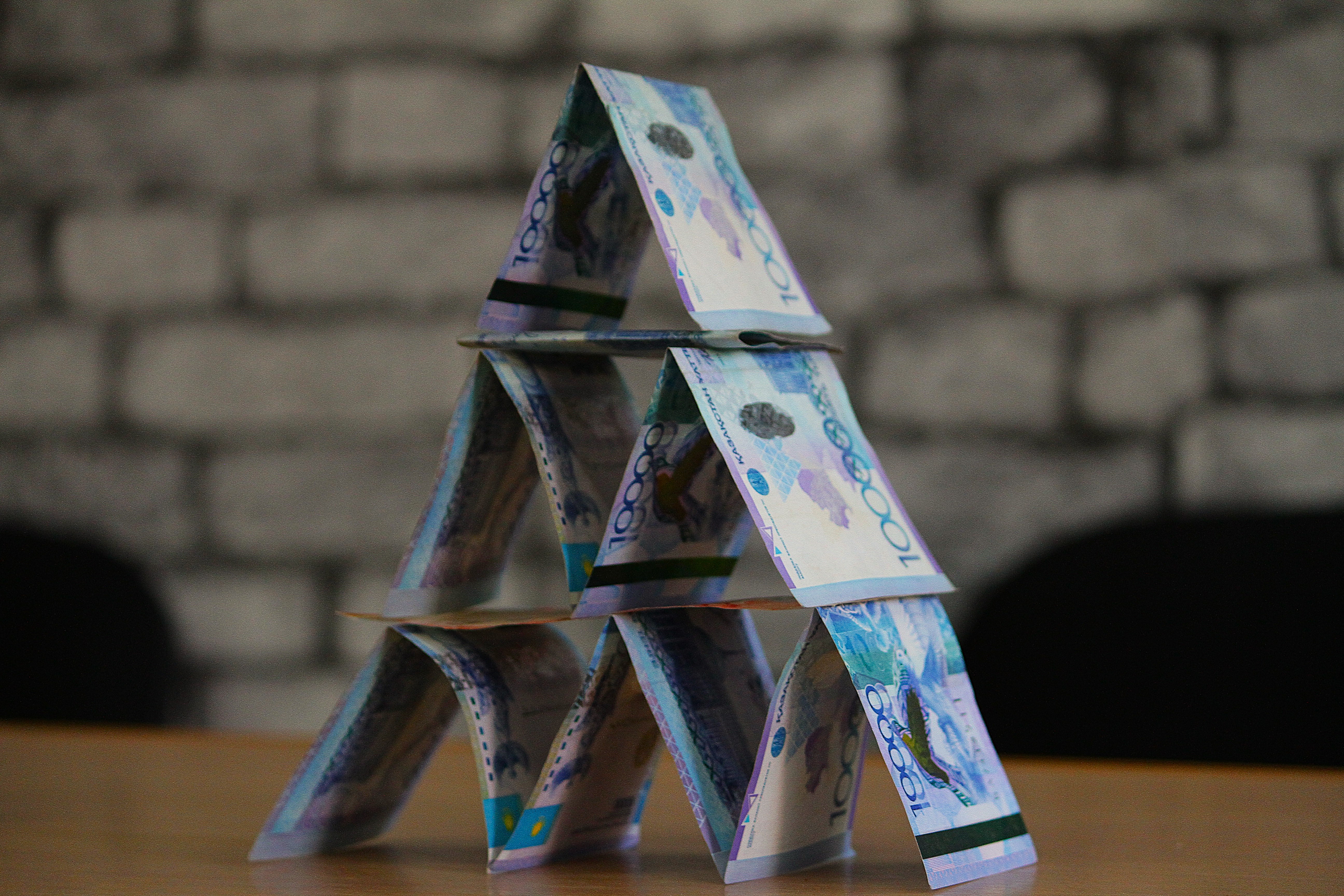 Қаржы пирамидасы 350 адамнан 790 млн теңгеден астам ақша жинаған