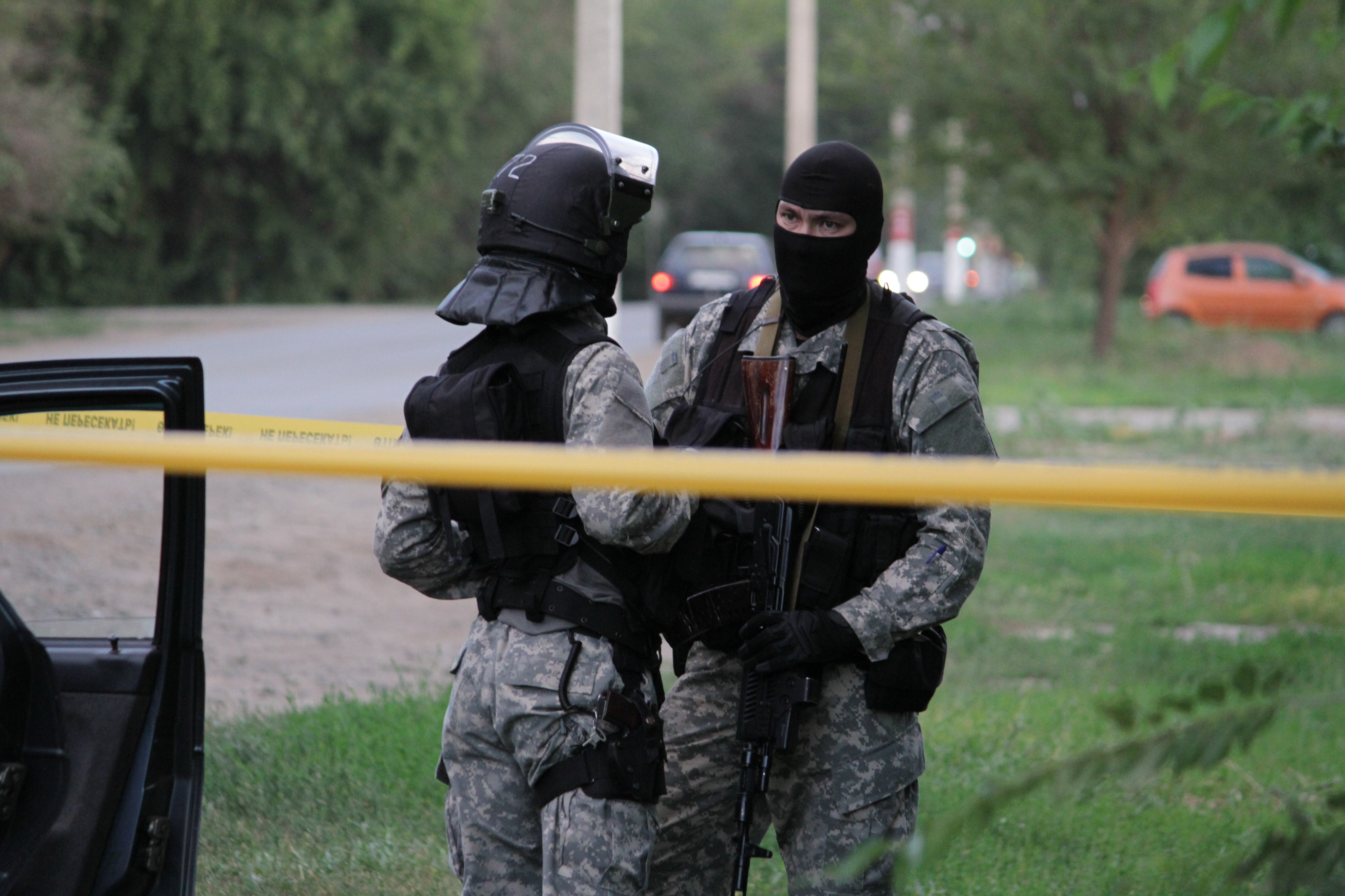 Застрелил мужчину и похитил ребенка: шокирующее преступление произошло в Казахстане