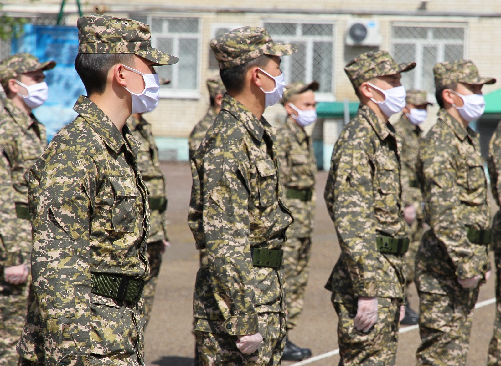 Осенний призыв в Казахстане: кто имеет право на отсрочку и что грозит за уклонение